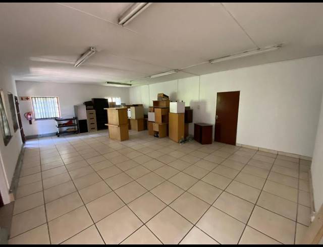 INDUSTRIAL PROPERTY TO RENT IN HALFWAY HOUSE